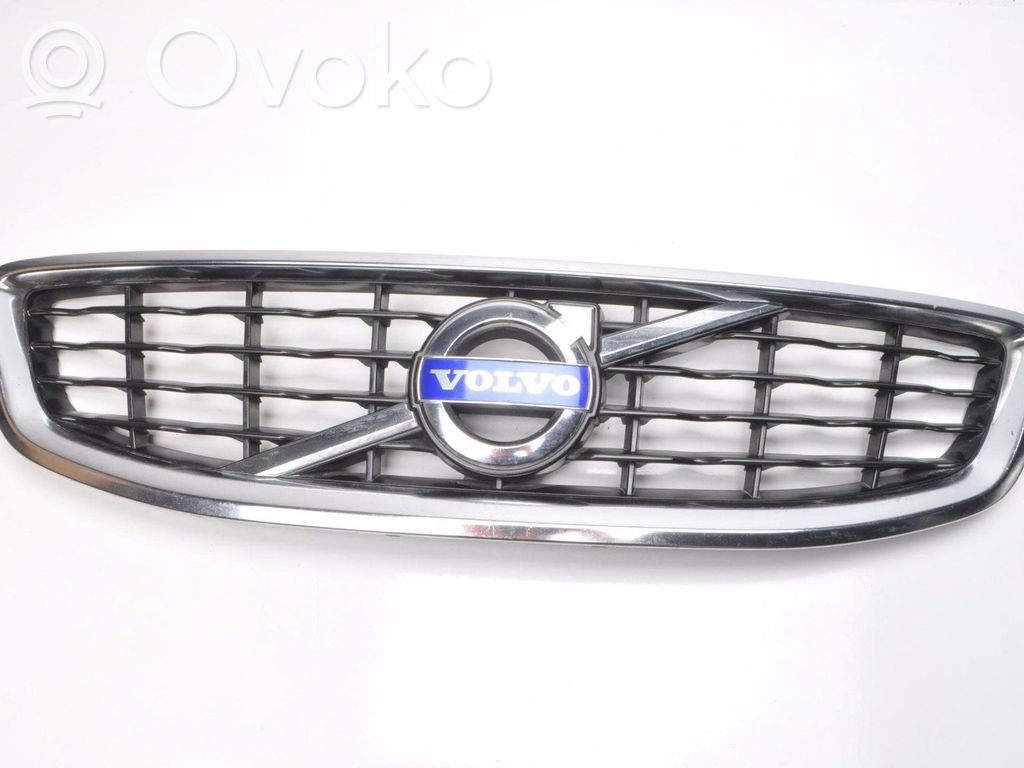 Volvo C70 Etusäleikkö 