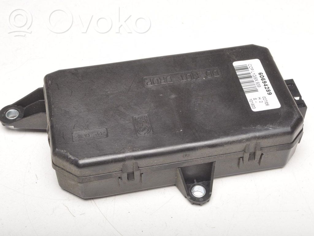 Alfa Romeo 159 Door control unit/module 