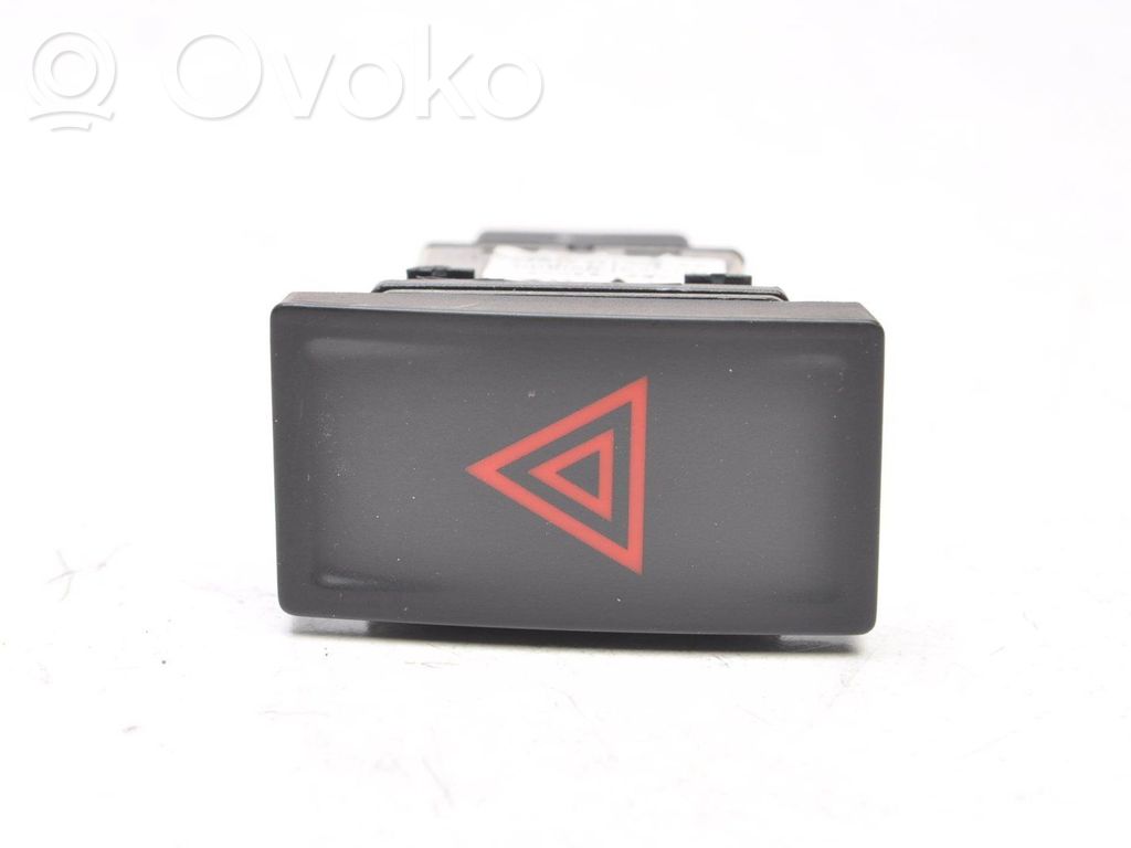 MG ZS Hazard light switch 