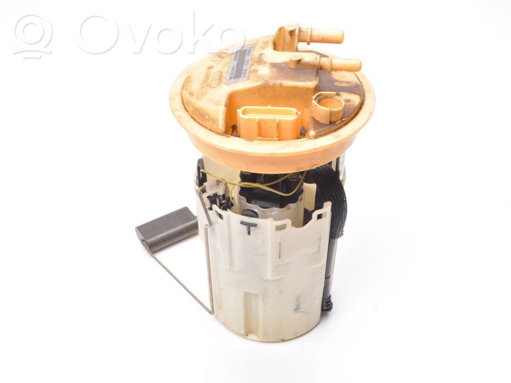 Volvo C30 Bomba interna de combustible 