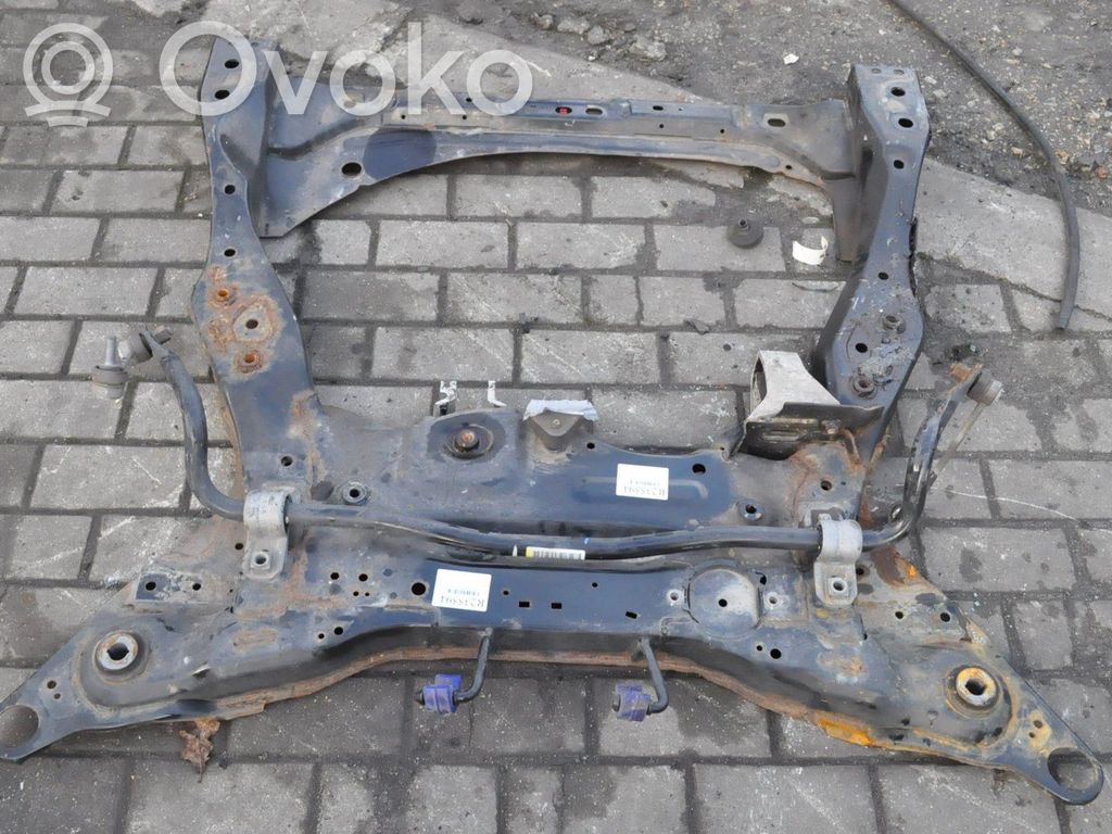 Volvo S90, V90 Takajousituksen asennussarja 