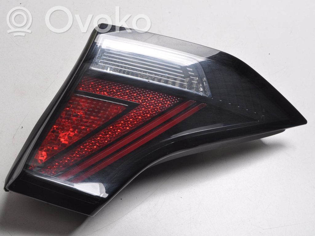 Hyundai Ioniq Tailgate rear/tail lights 