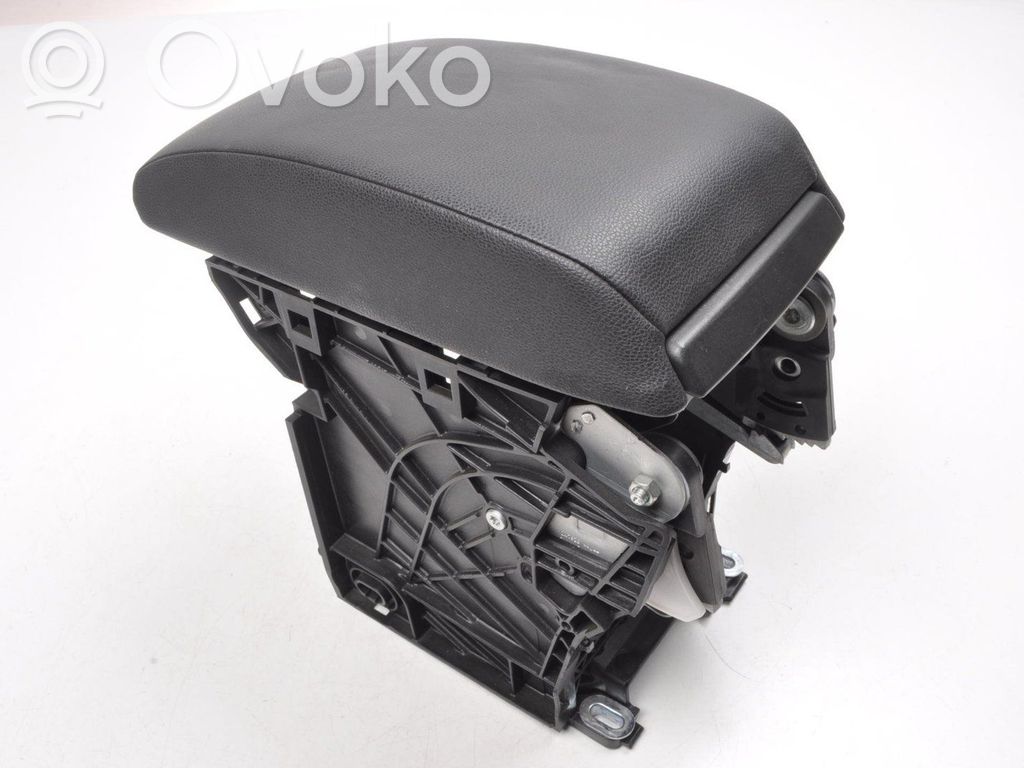 Seat Leon (5F) Armrest 