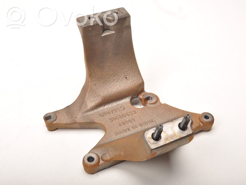 Volvo XC40 Engine mounting bracket 