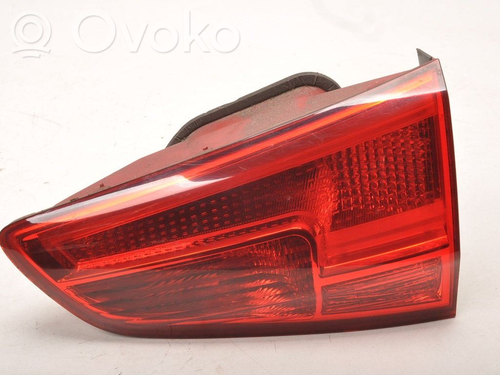KIA Ceed Tailgate rear/tail lights 