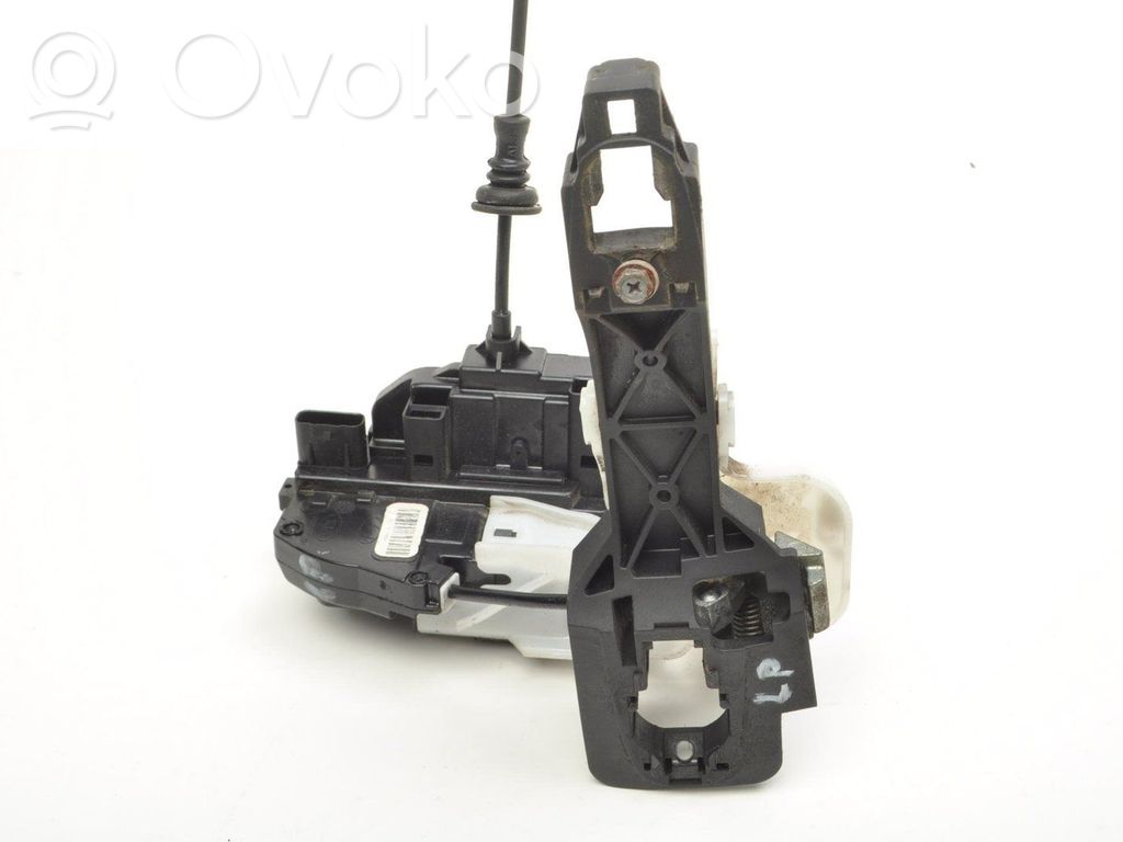 Priekšpusē slēdzene   813101H000,7PIN