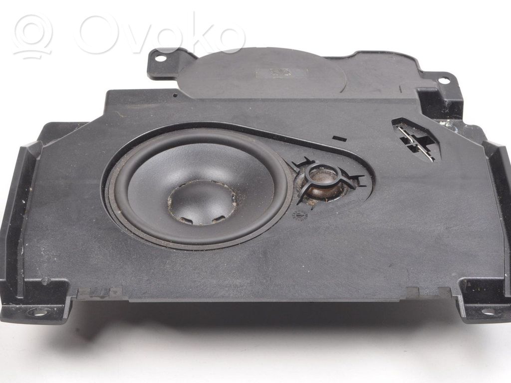 Altavoz de la puerta delantera