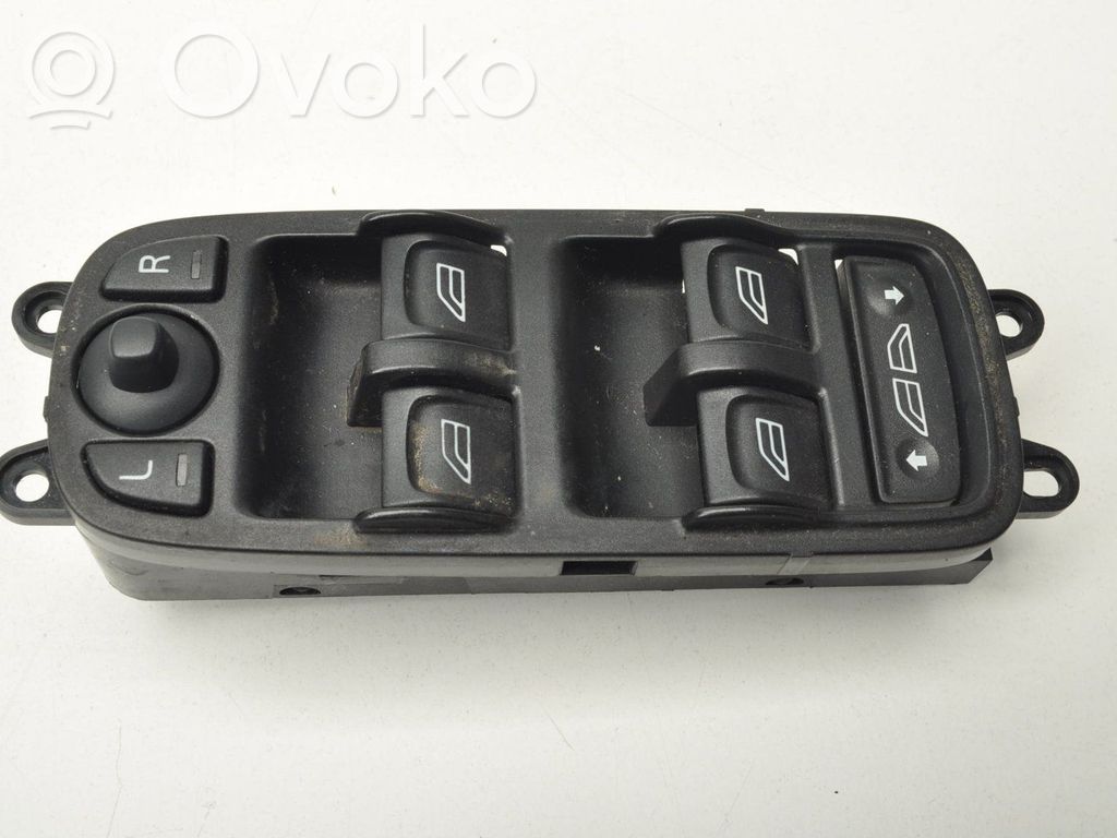 Volvo C70 Quarter vent window switch 