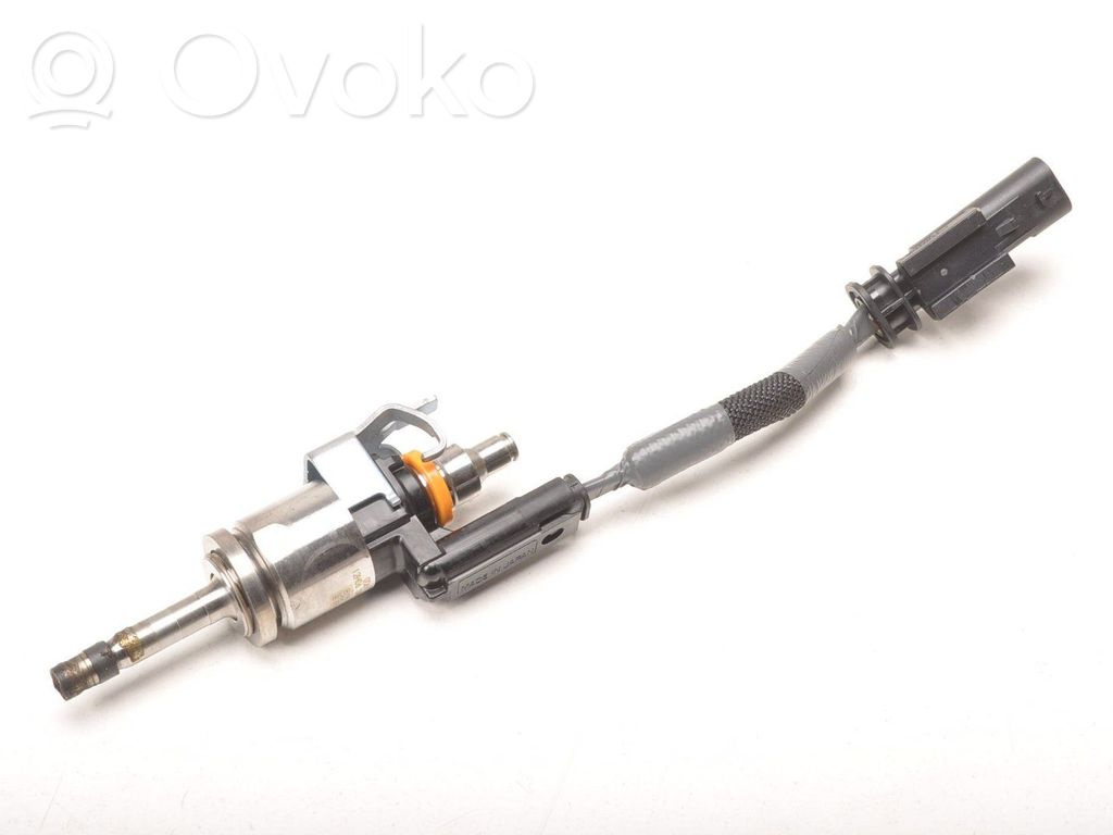 Volvo XC40 Inyector de combustible 