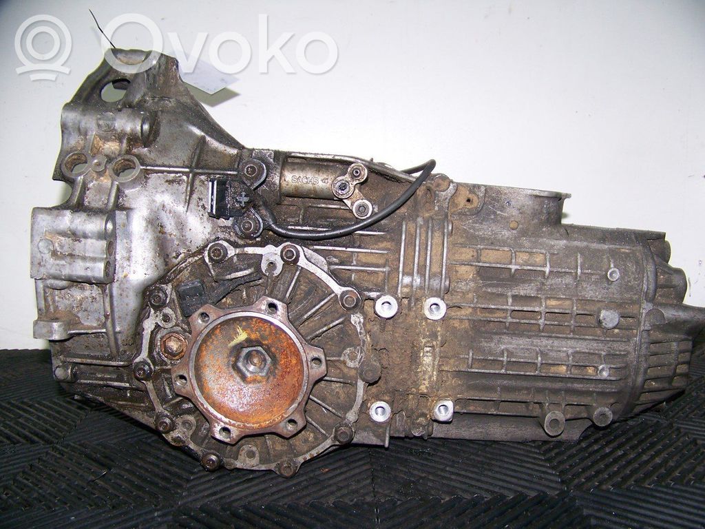 Audi A6 S6 C4 4A Caja de cambios manual de 6 velocidades 