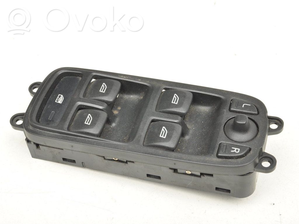 Volvo V50 Quarter vent window switch 