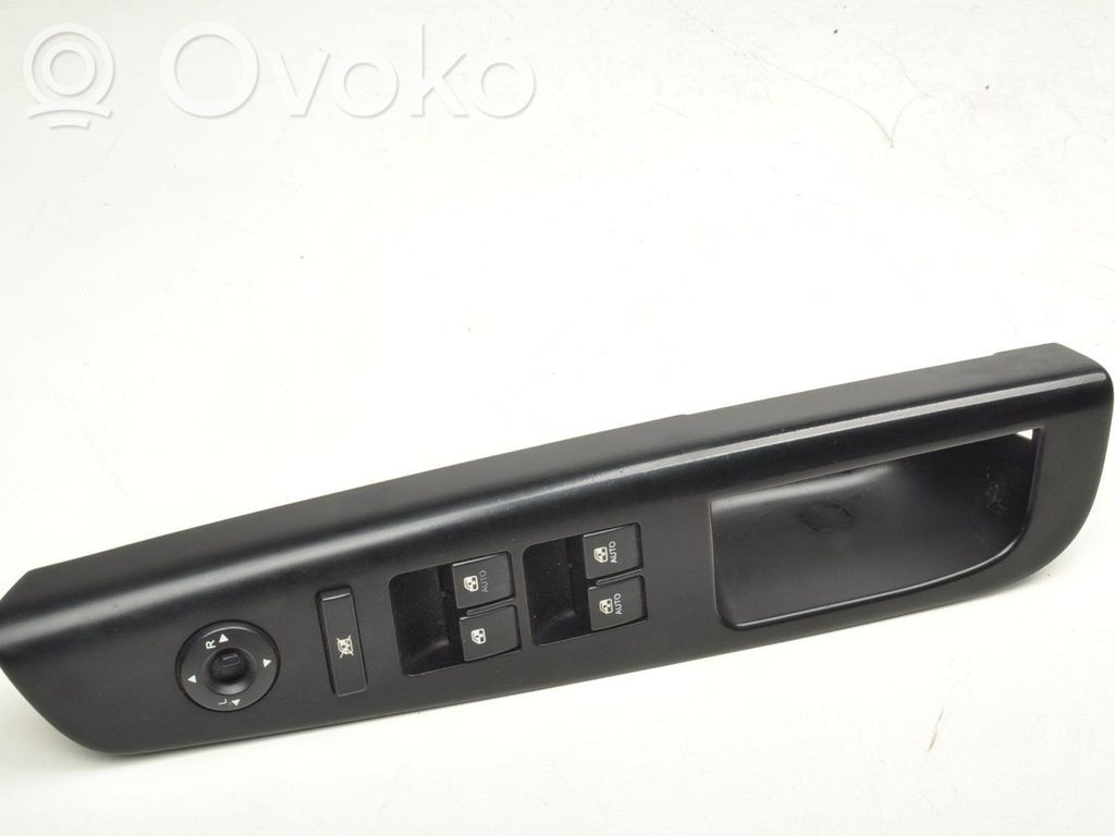 KIA Ceed Quarter vent window switch 