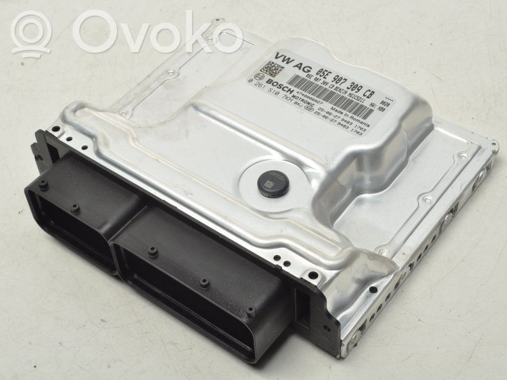 Skoda Fabia Mk4 (6VA) Engine control unit/module ECU 