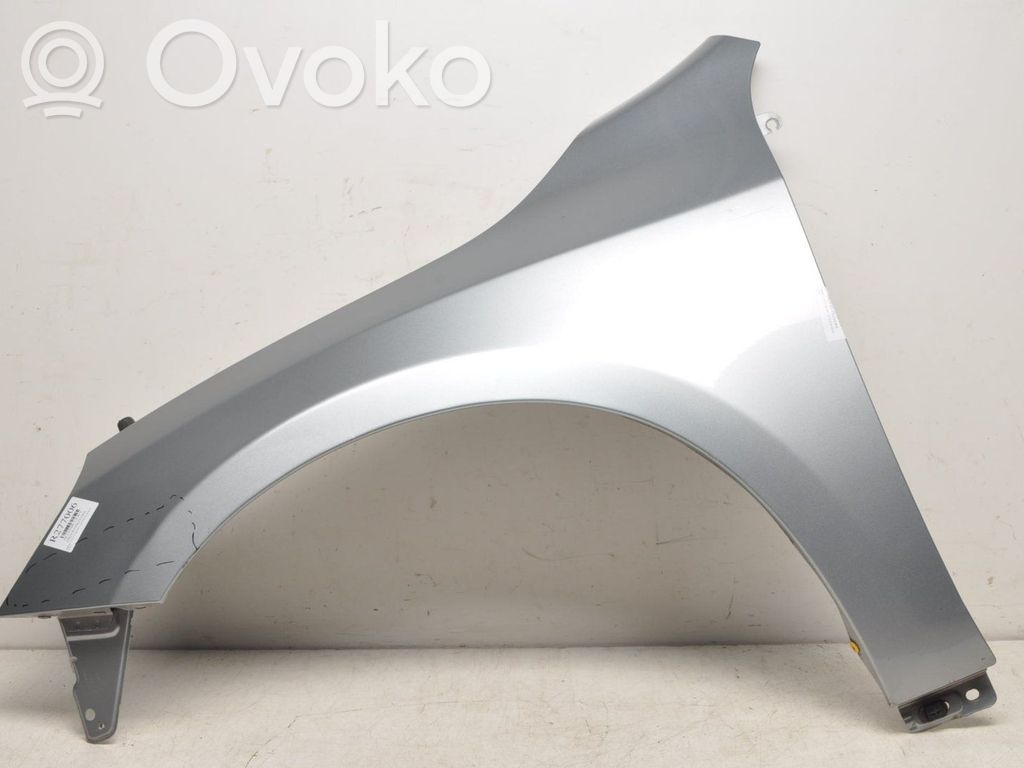 Volvo V60 Sparnas 