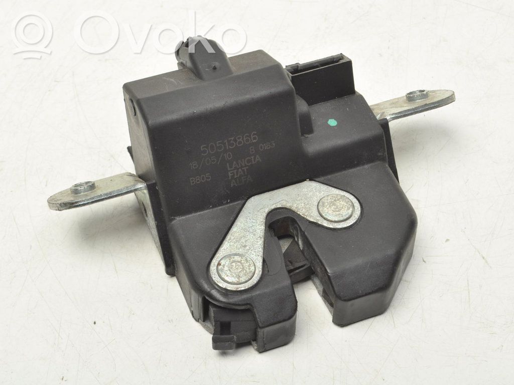 Alfa Romeo Mito Tailgate lock latch 