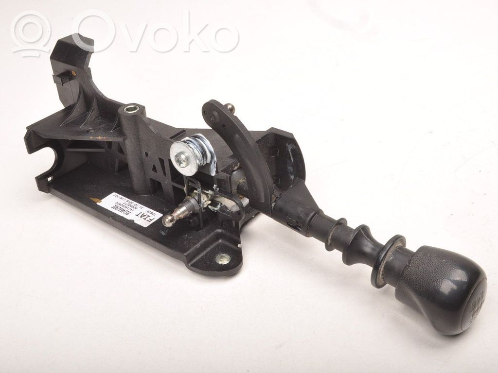 Opel Combo D Selector caja de cambios 
