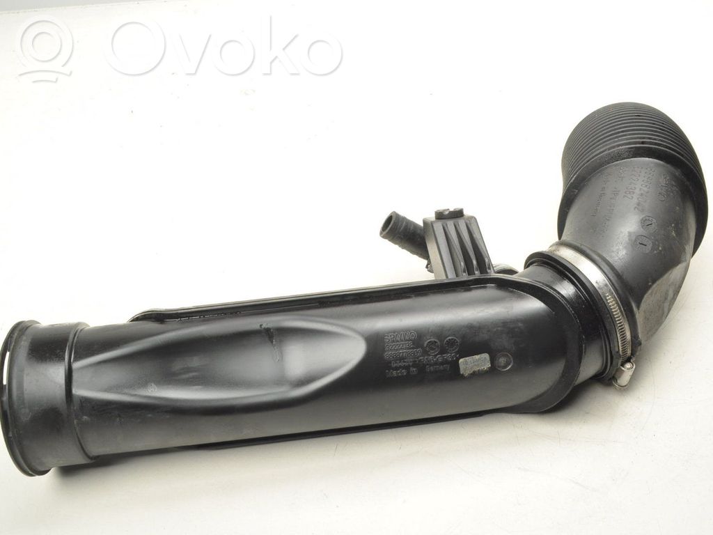 Volvo XC40 Air intake hose/pipe 