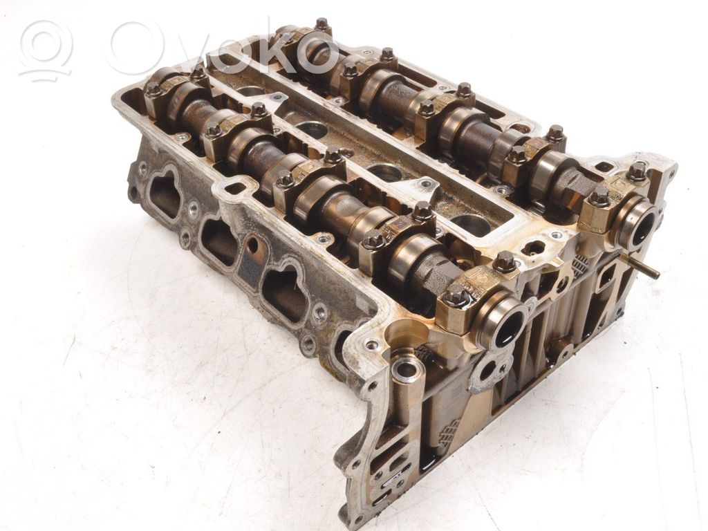 Opel Astra J Engine head 