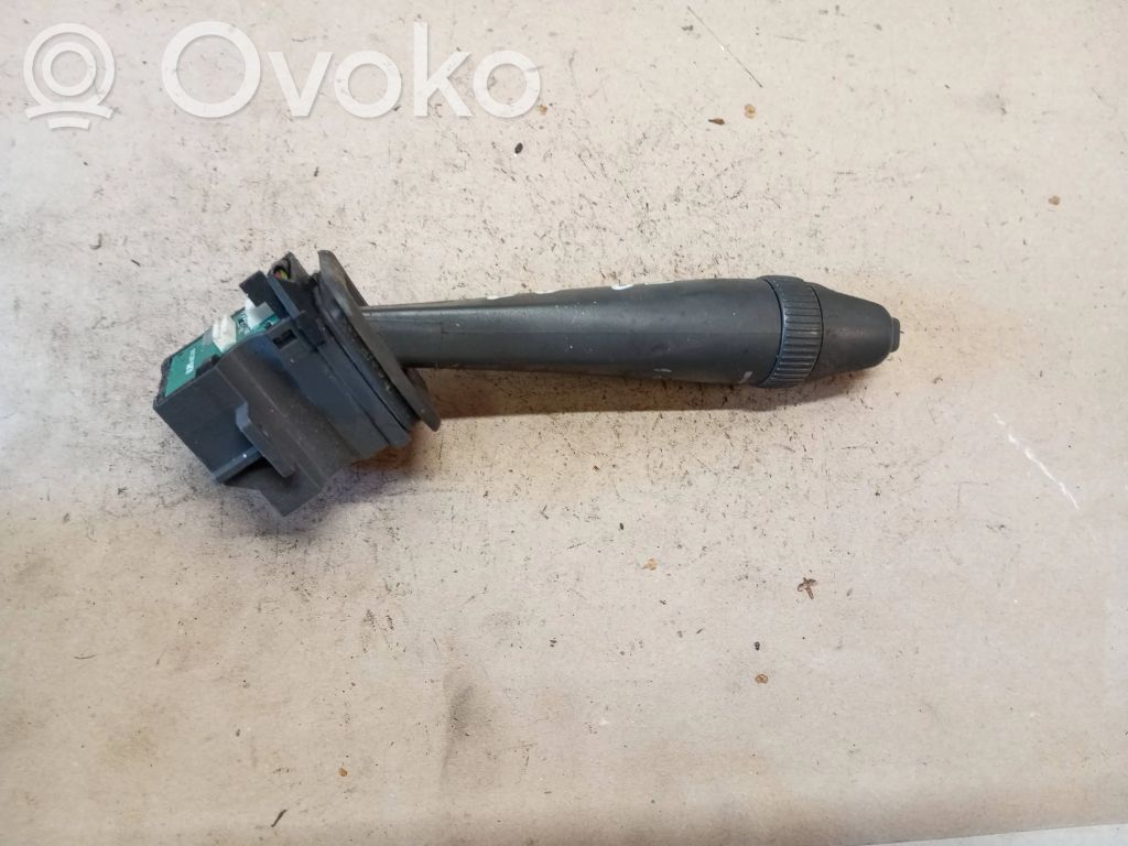 Volvo XC90 Wiper control stalk 