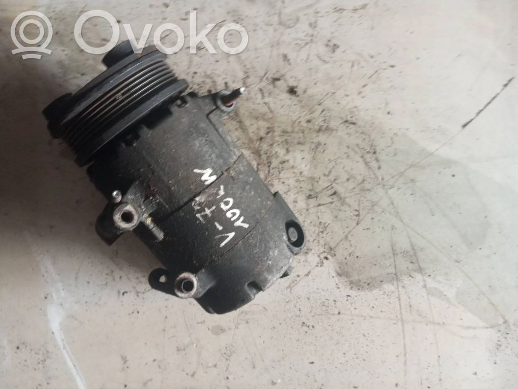 Volvo V50 Air conditioning (A/C) compressor (pump) 