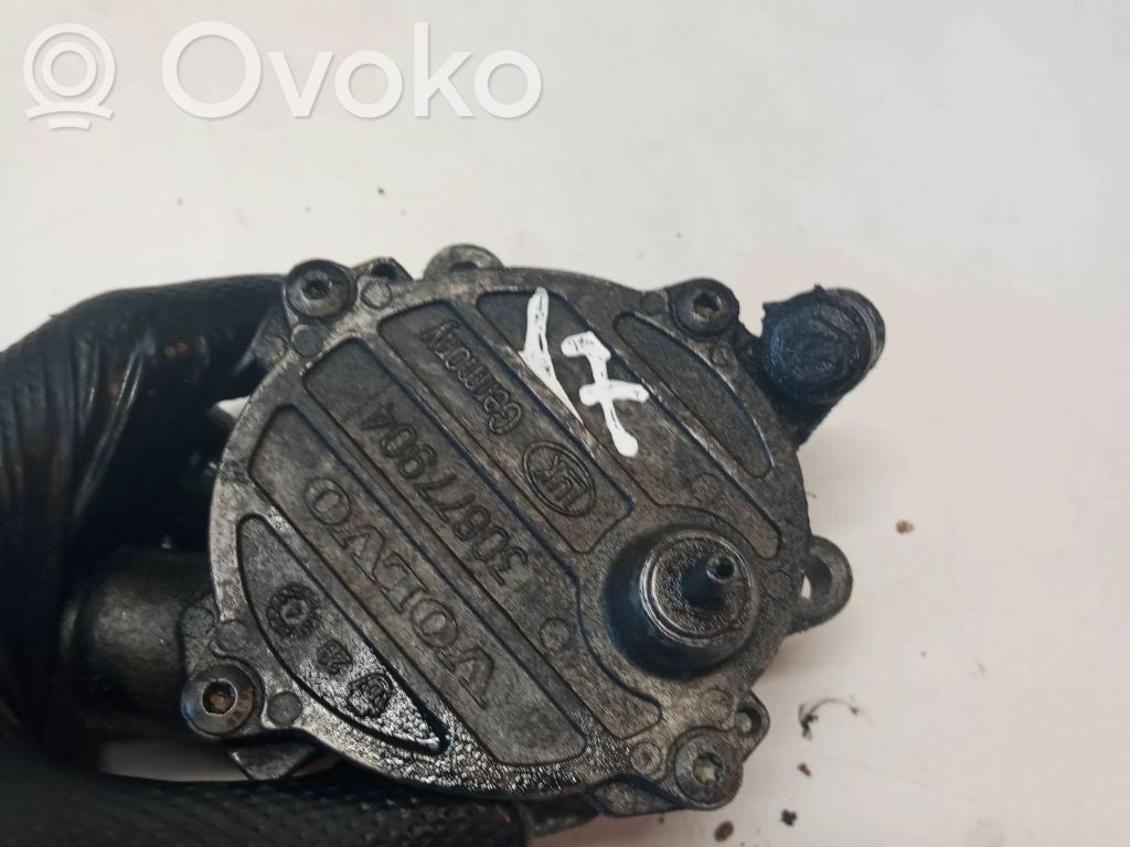 Volvo V70 Vacuum pump 