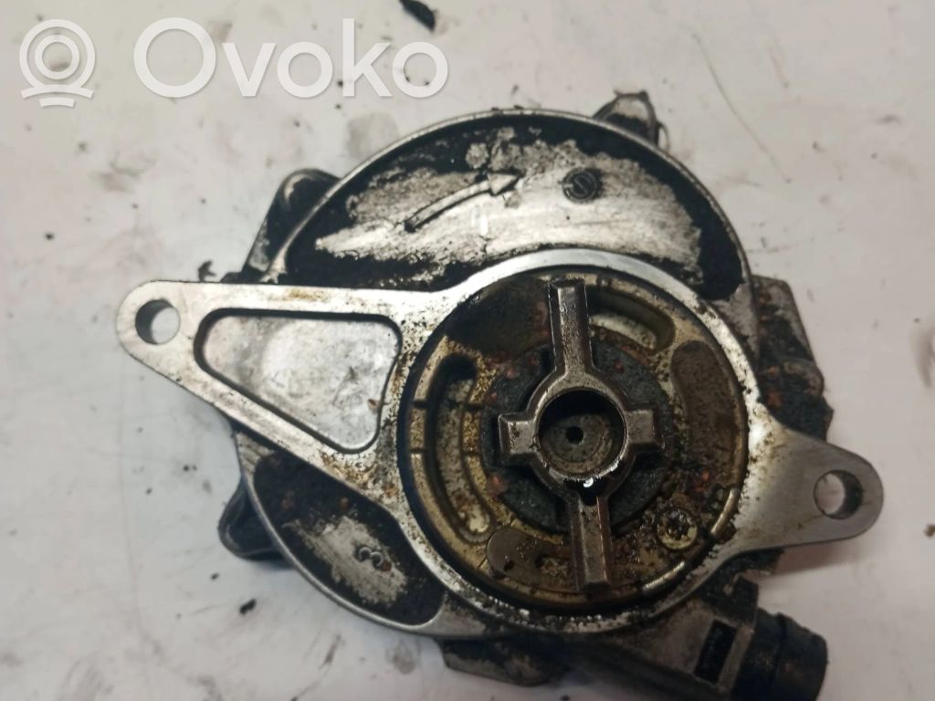 Volvo V70 Alipainepumppu 