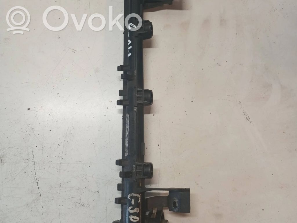 Volvo S40, V40 Fuel main line pipe 
