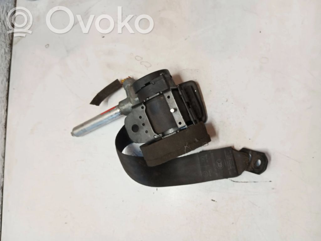 Volvo S40, V40 Cinturón trasero 