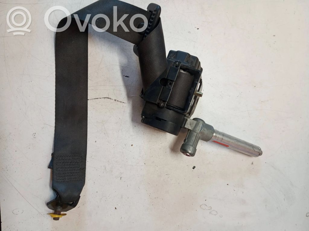 Volvo V50 Cinturón trasero 