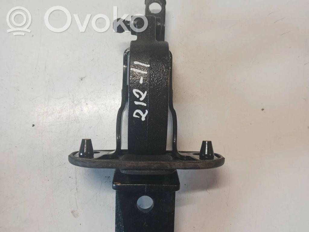 Tailgate/trunk/boot hinge   31298103,AA8SAUK,31209600