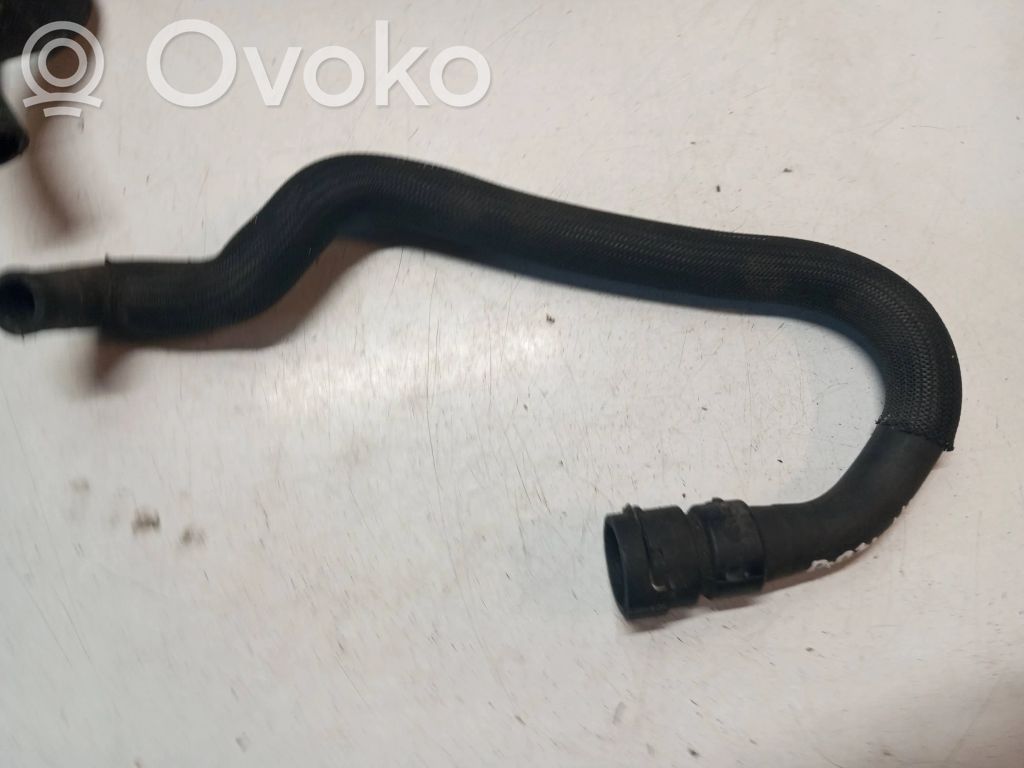 Volvo XC60 Engine coolant pipe/hose 