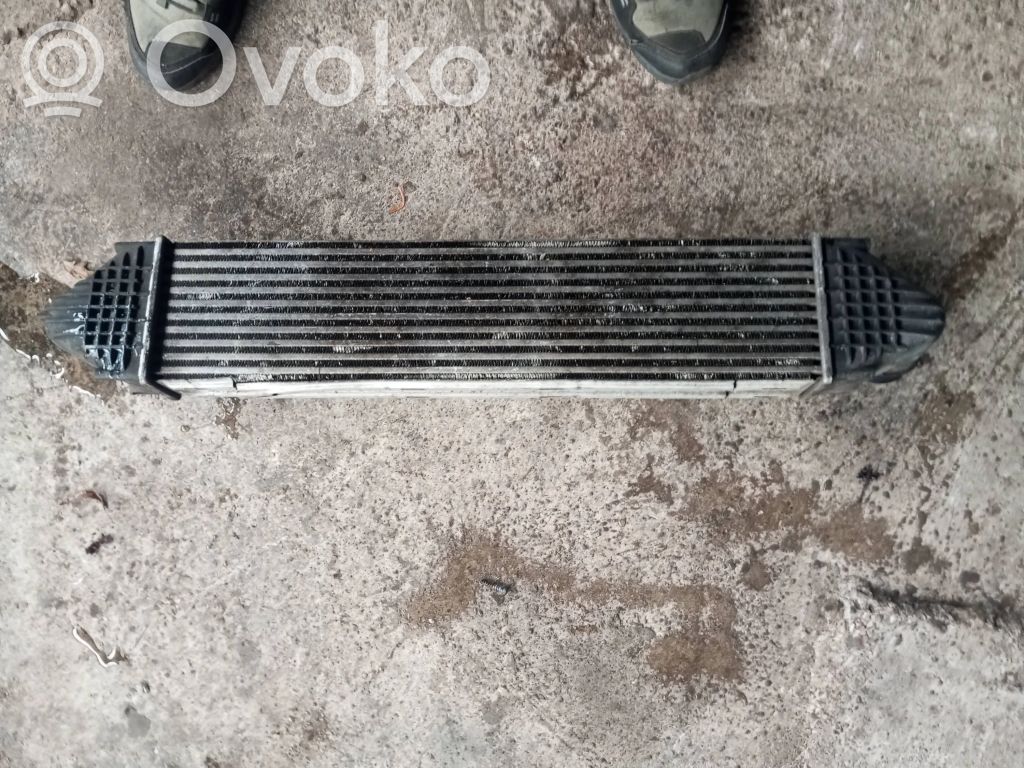 Volvo V70 Interkūlerio radiatorius 