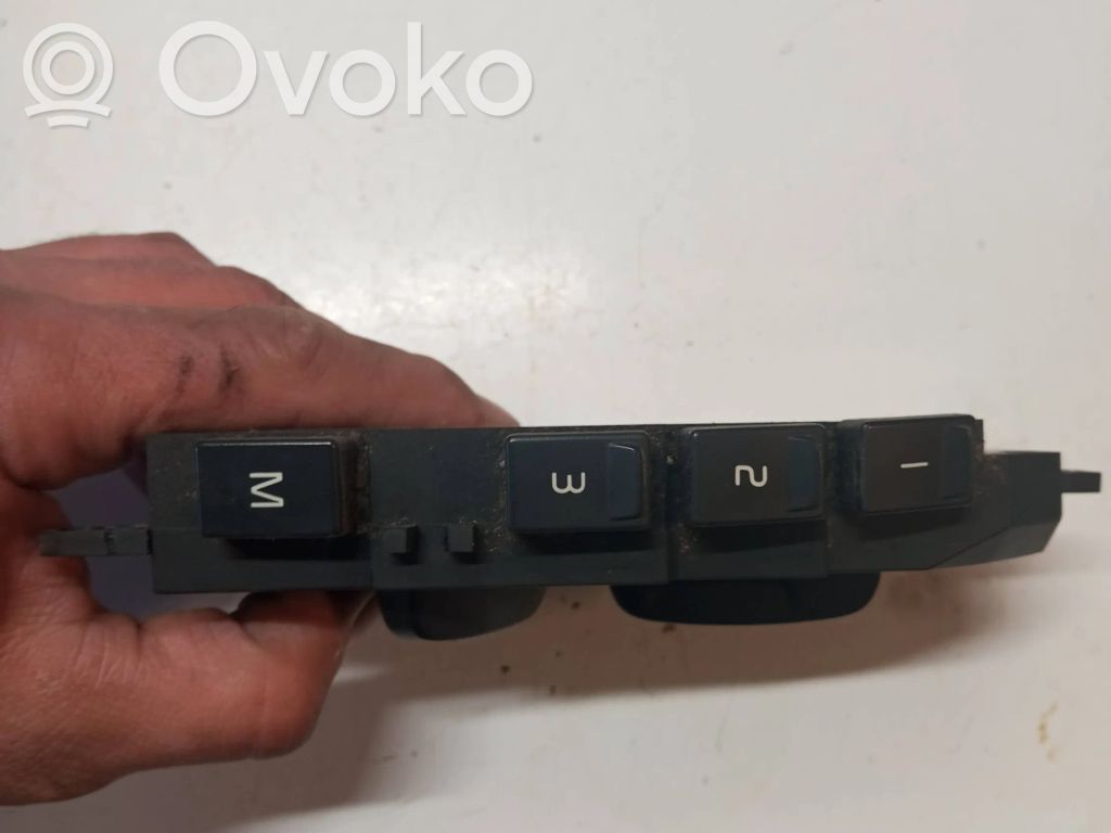 Volvo S80 Seat control switch 
