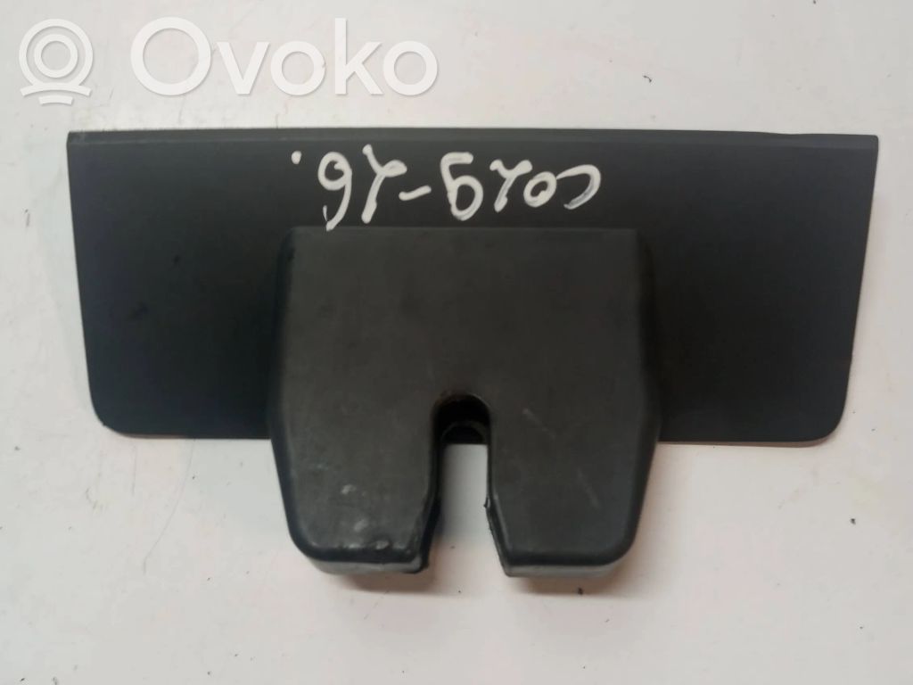 Volvo XC60 Tailgate/boot lid lock trim 