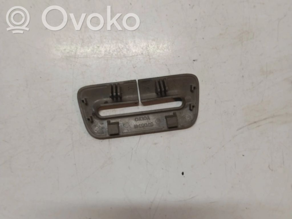 Volvo S60 Prowadnica pasa bezpieczeństwa 