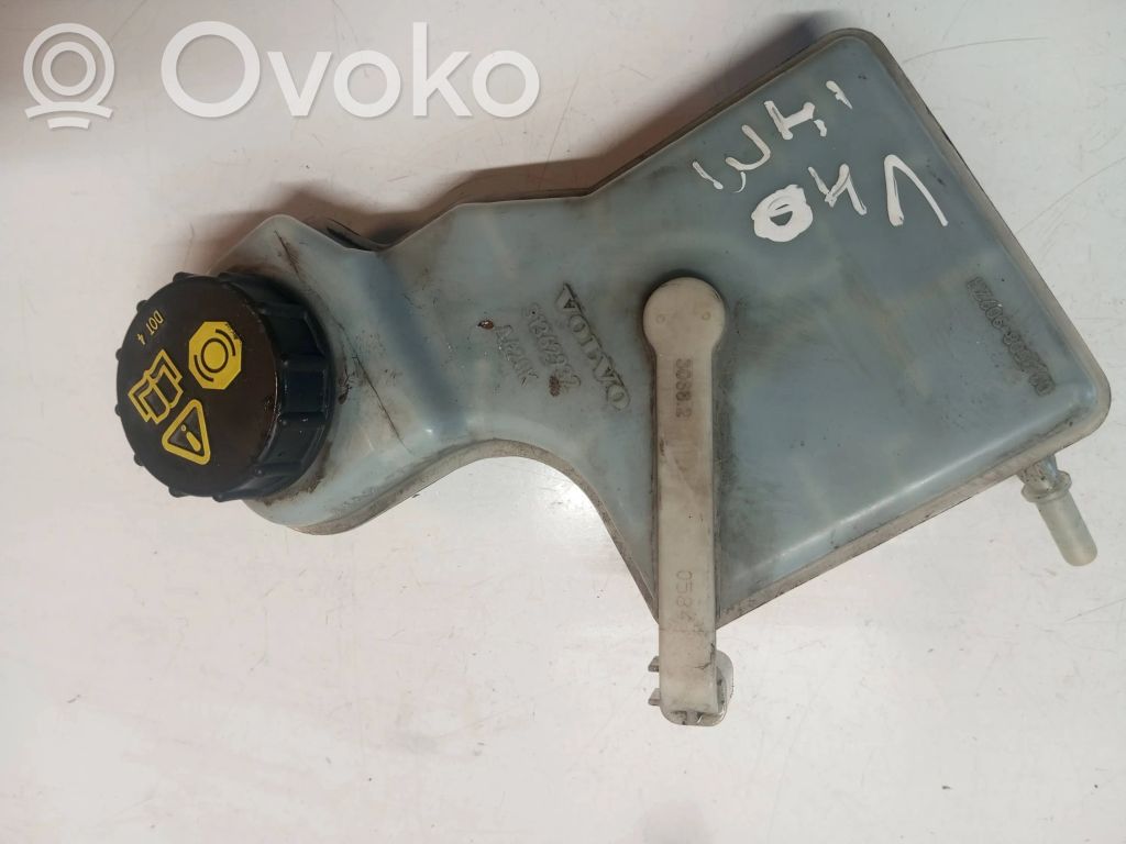 Volvo V40 Jarrunestesäiliö 