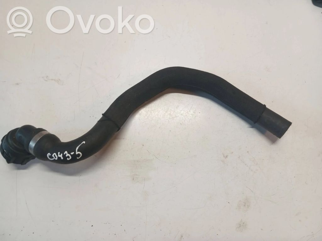 Volvo V40 Engine coolant pipe/hose 