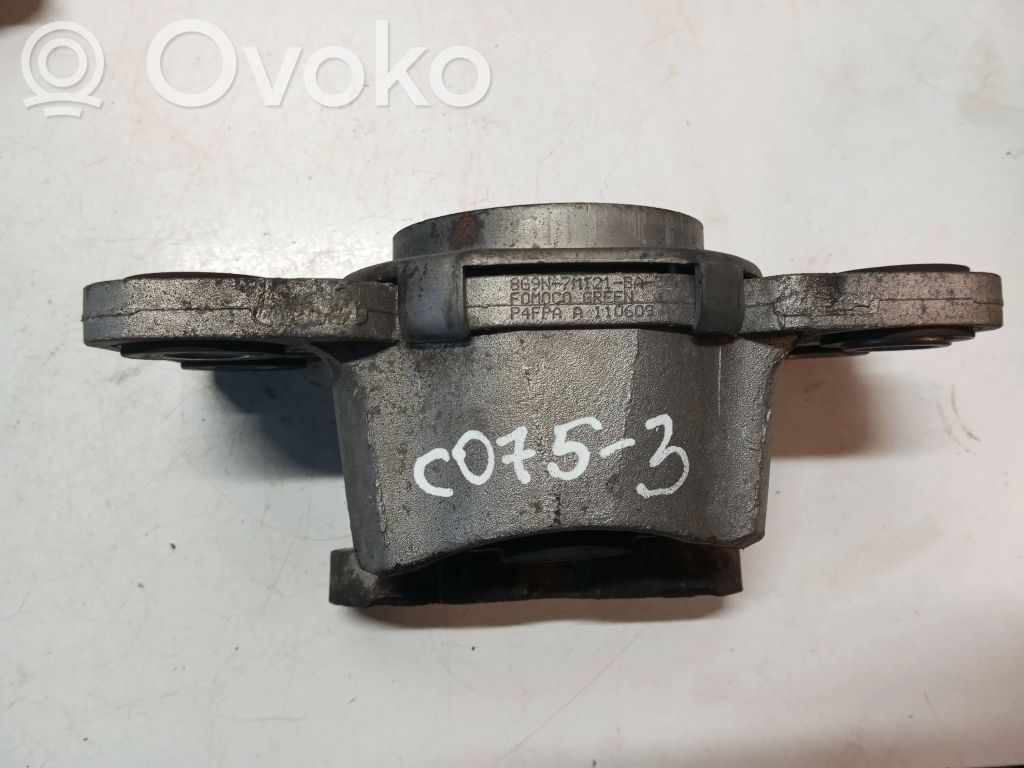 Volvo S60 Engine mount bracket 