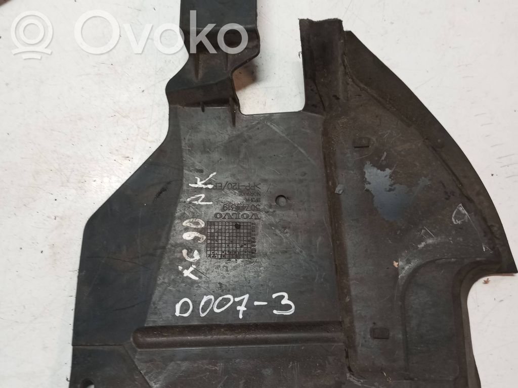 Volvo XC90 Front underbody cover/under tray 