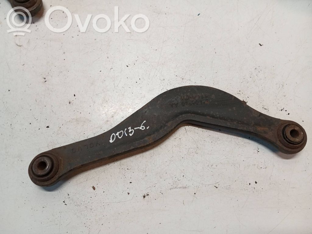 Volvo V60 Galinė šakė 