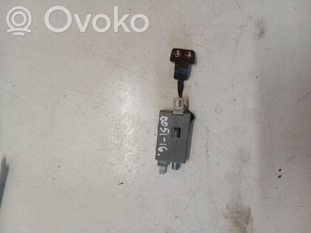 Volvo XC90 Aerial antenna amplifier 