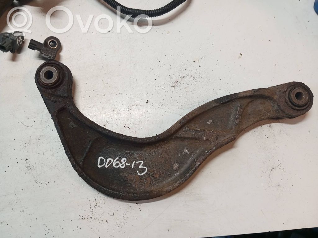 Volvo V60 Querlenker Achsschenkel hinten 