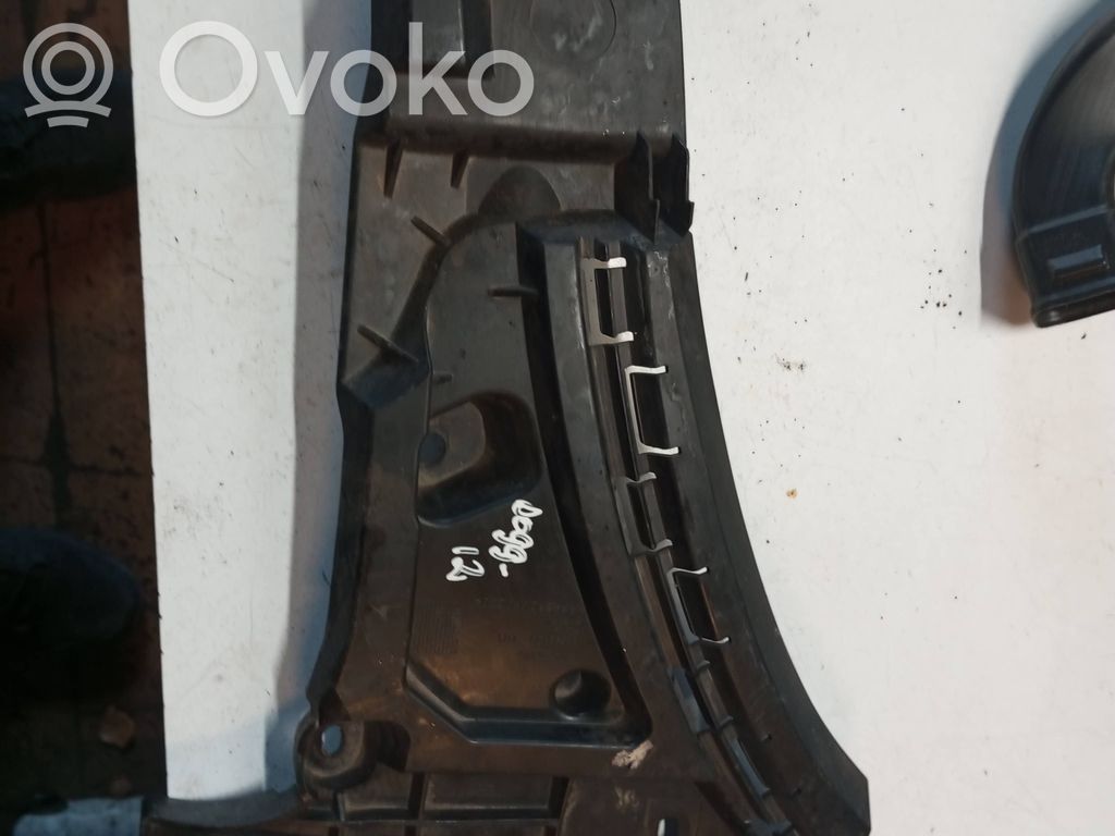 Volvo XC90 Front bumper mounting bracket 