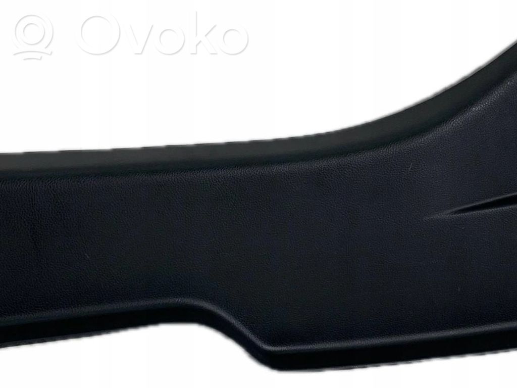 Dodge RAM (C) statramsčio apdaila 