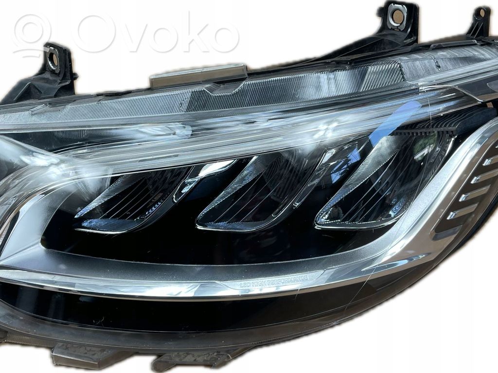 Mercedes-Benz Sprinter W907 W910 Lampa przednia 