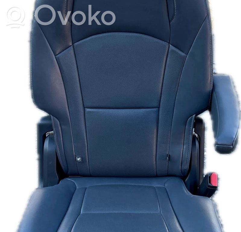 Buick Enclave II Kuljettajan istuin 