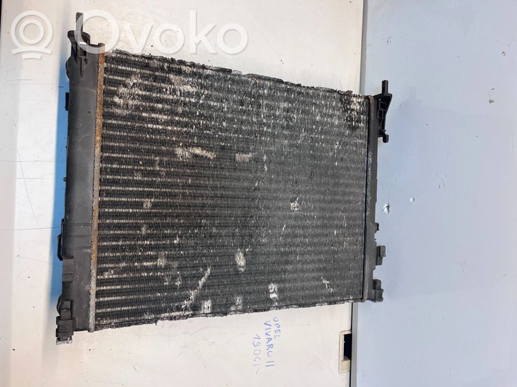Opel Vivaro Chłodnica 