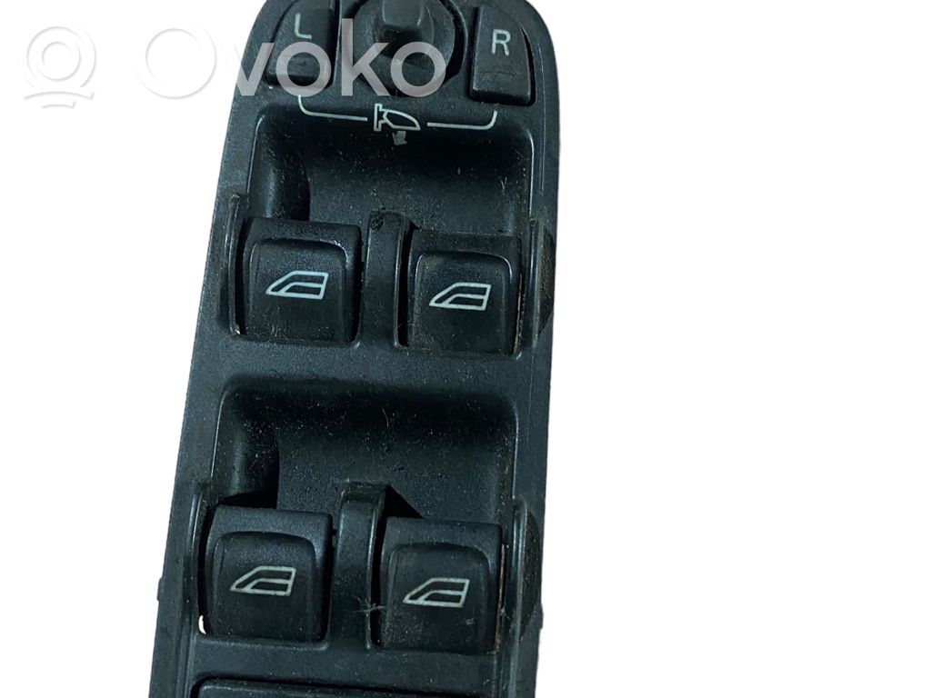 Volvo XC60 Interruptor del elevalunas eléctrico 