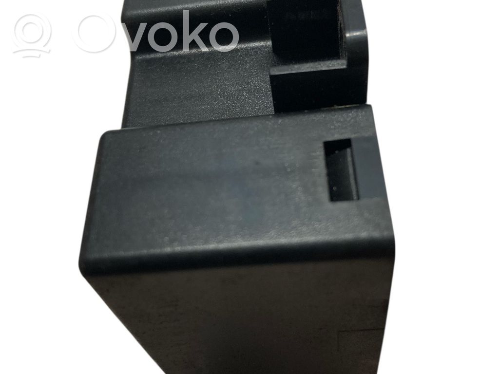 Hyundai Santa Fe Seat heating relay 