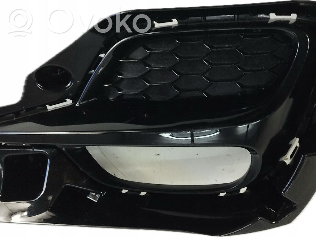 AC 428 Priekinis tempimo kilpos dangtelis 
